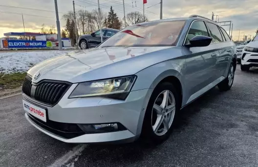 Škoda Superb 2.0TDI 140kW DSG 4x4 Style